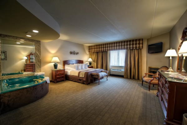 Executive / Honeymoon Suite